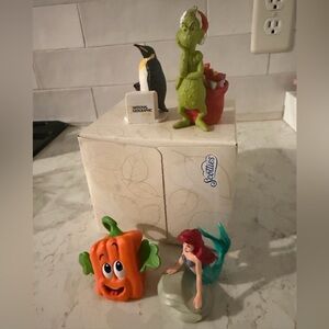 4 bundle of tonies

work great just rotating before christmas